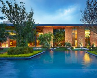 Taj Damdama Lake Resort & Spa, Gurugram - Gurugram - Bygning