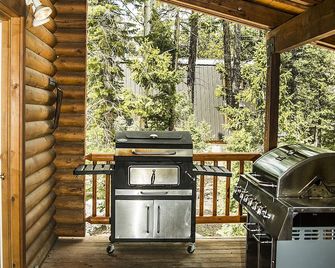 10 Bed Luxurious Spa Cabin - Duck Creek Village