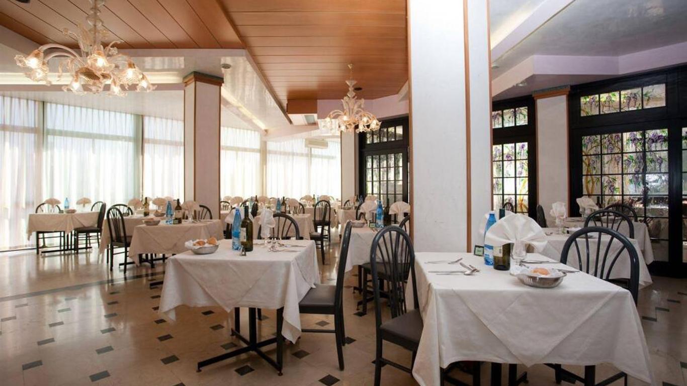 Hotel Ideal Sottomarina