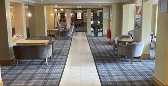 Airport Inn Manchester - Wilmslow - Lobby