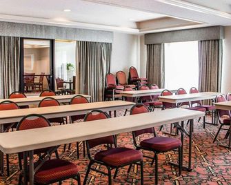 Comfort Suites McAlester - McAlester