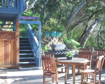 Halloween Special Oct.31-Nov.1 Zen atmosphere with treetop vistas. - Carmel Valley - Patio