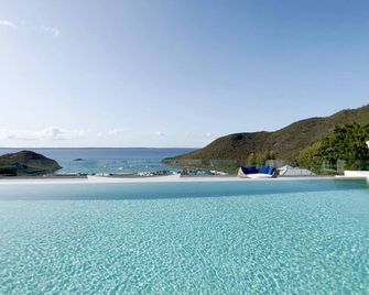 Luxurious 7-Bedroom Villa with Incredible Views - Anse-Marcel - Pool