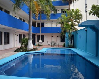 Hotel Principe - Chetumal - Piscina