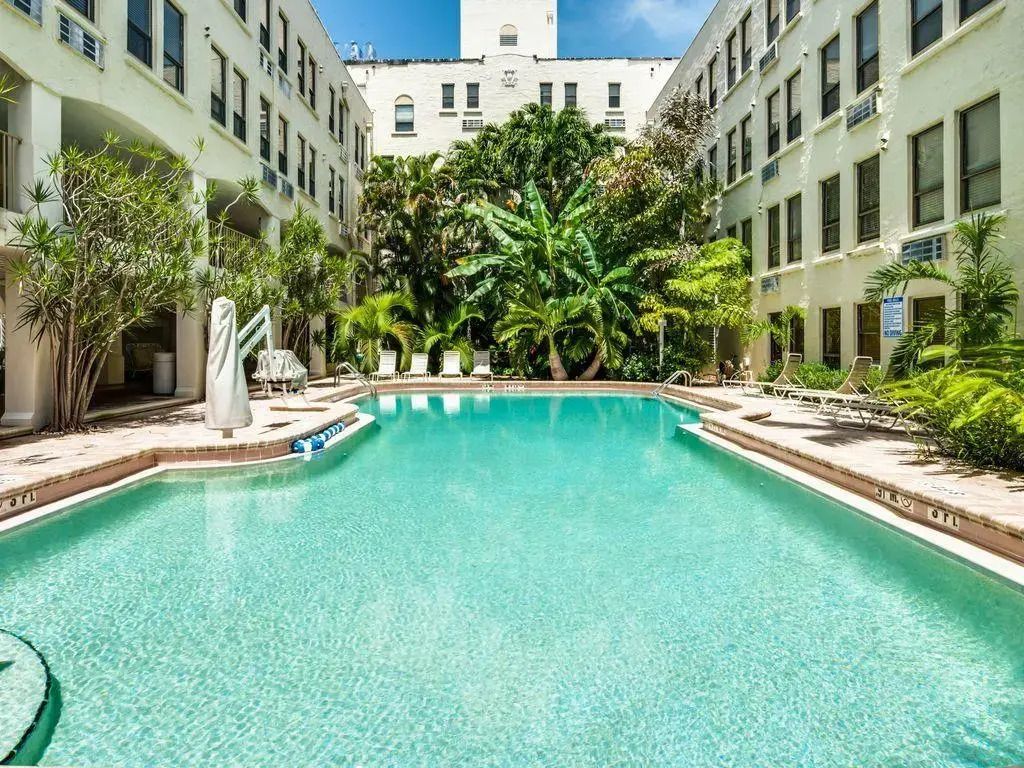The Palm Beach Hotel Condominium - Palm Beach - Bazén