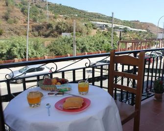 Pensión Algarrobeña - Algarrobo - Balcony