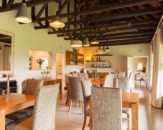 Your home for intimate celebrations in the heart of the Midlands Meander - Lidgetton - Ресторан