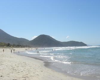 Velinn Pousada Bali Itamambuca - Ubatuba - Παραλία