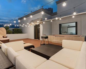 Den Basta Central Hotel Seomyeon - Busán - Balcón