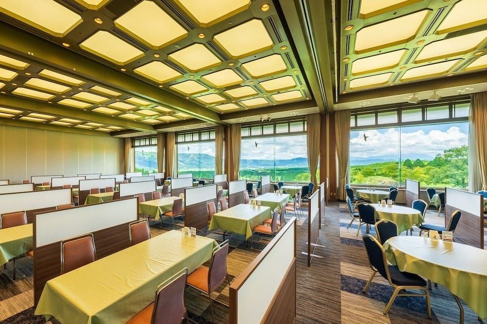 آسو ريزورت جراند فريو هوتل - أسو - مطعم