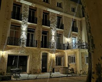 Appart Hotel Spa Perpignan - Perpignan - Gebäude