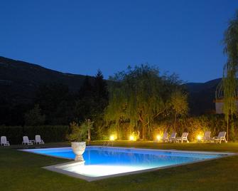 Hotel Florido - Sort - Pool