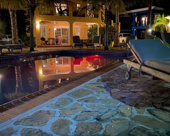 Casa Makoshi Bonaire - Hato - Pool