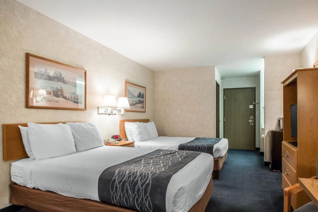 OYO Hotel Osage Beach by Lake of the Ozarks - Osage Beach - Bedroom