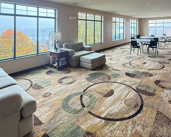 Comfort Inn & Suites Marquette - Prairie du Chien - Marquette - Lobby