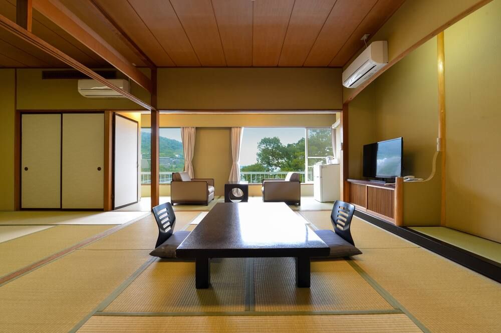 Ooedo Onsen Monogatari Hotel Suiyotei - אטאמי - חדר אוכל