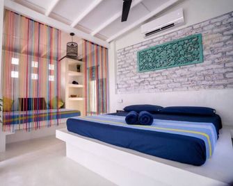 Your Dream Bungalow Mirissa - Walk to Mirissa Beach - Mirissa - Bedroom