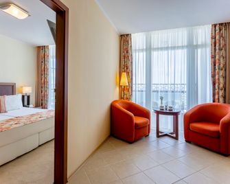 Sunset Resort - Pomorie