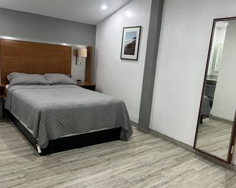 Hotel Colonial Inn - Tijuana - Phòng ngủ
