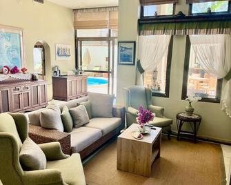Carikci Hotel - Marmaris - Living room