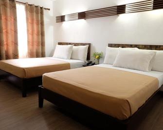 El Puerto Marina Beach Resort and Vacation Club - Lingayen - Habitación