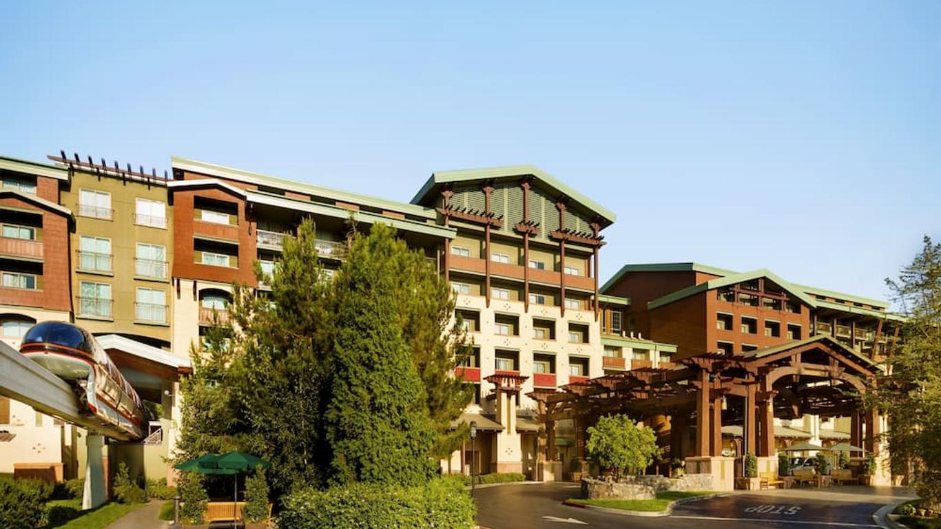 In The Heart Of The Park; The Villas At Disneys Grand Californian Resort