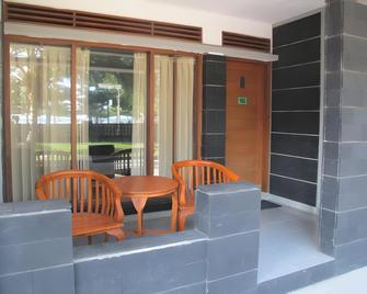Grand Tirta Hotel - Pangandaran - Patio
