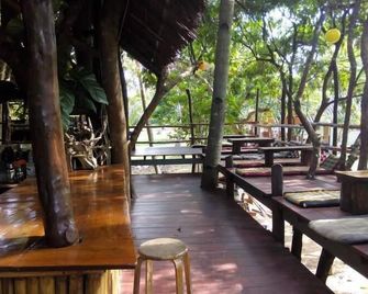 Funky Fish Hostel - Ko Lanta - Restaurante