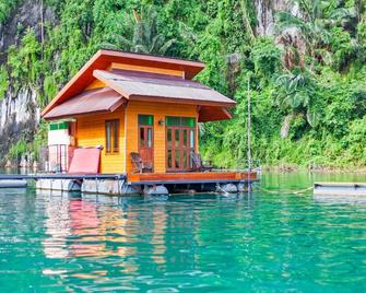 Panvaree Resort - Ban Ta Khun - Pool