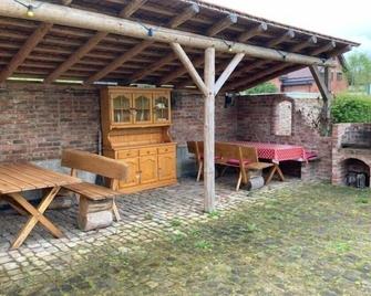 Ferienhof Dipperz bis 6 Personen - Dipperz - Patio