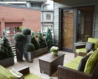 Obermeyer Place by Frias Properties - Aspen - Patio