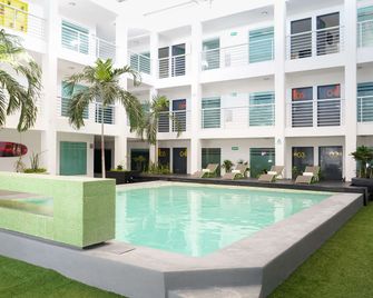 TRYP by Wyndham Chetumal - Chetumal - Piscine