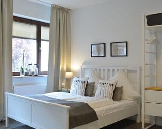 Munich Aparthotel - Munich - Bedroom