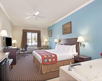 Super 8 IAH West/Greenspoint - Houston - Bedroom