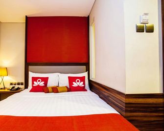 ZEN Rooms Blok M Palatehan - Jakarta - Chambre