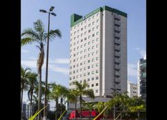 Sleep Inn Vitoria - Vitória - Toà nhà