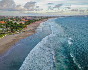 Villa Mathis - North Kuta - Beach