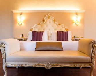 Art Hotel Villa Agape - Florencja - Sypialnia
