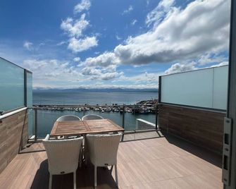 The Port Rooms - Sinop - Balcony