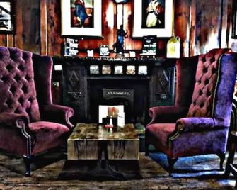 The Kings Head Hotel - Ross-on-Wye - Salónek