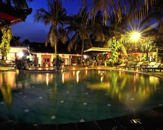 Dewi Sinta Hotel and Restaurant - Tabanan - Basen