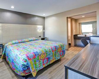 Super 7 Inn Dallas-Southwest - Dallas - Habitación
