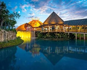 1 Bedroom Grand Mayan Deluxxe Ocean Front Vip Access Park & 2x1 Golf Tournament - Nuevo Vallarta