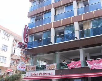 Bayraktar Hotel - Akçakoca - Bina