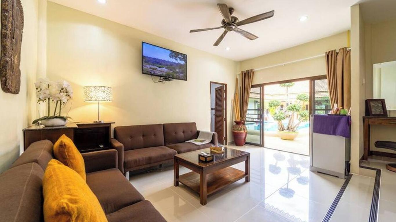 Siam Court Hotel and Resort