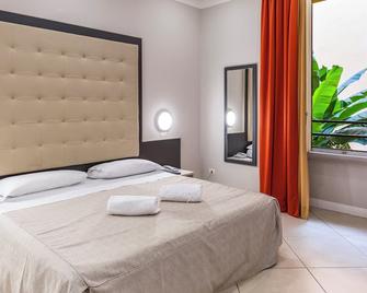 Hotel Demo' - Milan - Bedroom