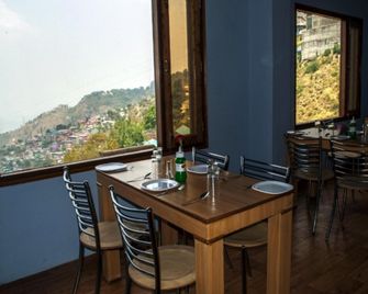 Divine Hills Shimla - Shimla - Restaurante