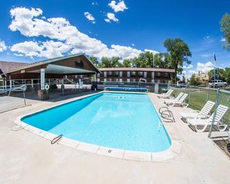 Stagecoach Inn & Suites - Dubois - Pool