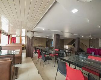 Hotel Kachnar - Pachmarhi - Restaurant