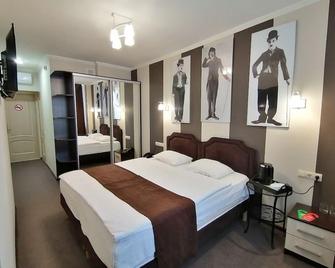 Art Hotel - Belgorod - Bedroom